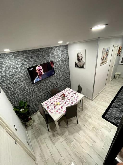 White House Spacca Napoli المظهر الخارجي الصورة